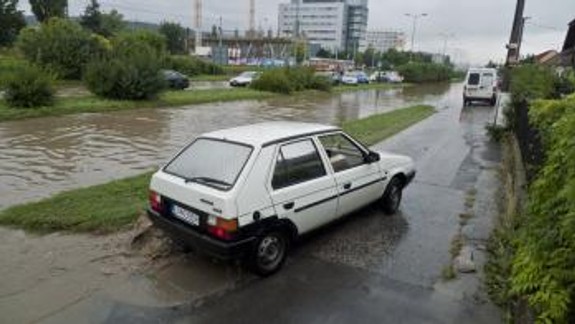 Situácia po intenzívnom daždi sa upokojuje