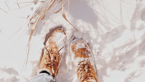 Ako účinne vyčistiť zimnú obuv? Spoznajte bezpečné spôsoby