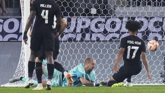 Futbal: Slovan angažoval brankára Borjana, Kmotrík ml.: "Bol jasnou voľbou"