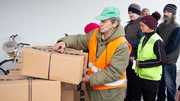 Charita rozvezie núdznym na Slovensku viac ako 58.000 balíkov pomoci