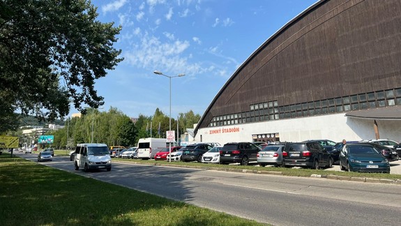 FOTO a VIDEO Bude z nej štvorpruhová cesta. Rozšírenie Harmincovej ulice sa začína, pracovať sa bude na tri etapy