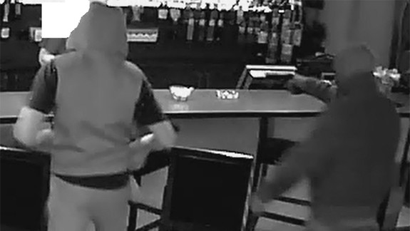 Dvaja páchatelia dnes prepadli herňu na Pečnianskej ulici