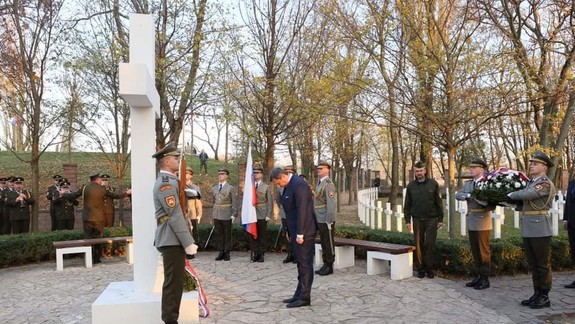 Danko na cintoríne hovoril o láske i zlobe, ktorú prinášajú peniaze