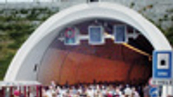 Zasvätiť bratislavský tunel šintoizmu je cudzie