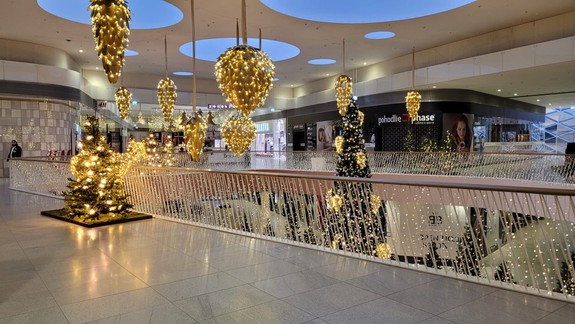 Prieskum: Slovákov i Čechov sa pýtali, koľko chcú minúť na vianočné darčeky