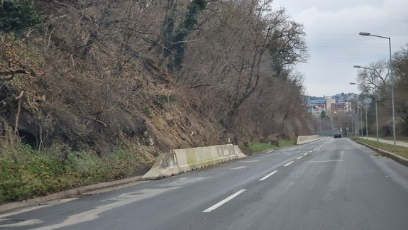 Mesto vykoná prieskum kritického územia svahu nad Devínskou cestou