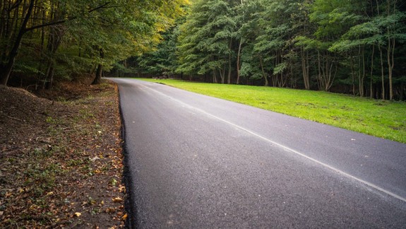 Mestské lesy opravili cyklotrasu medzi Železnou studničkou a Kačínom