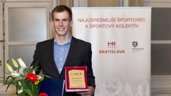 V Bratislave sú najlepší triatlonista Varga a štvorkajak ŠKP