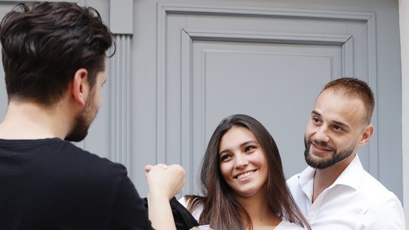 ​​Vedeli ste? Okrem nákupov a objednávania jedla môžete online využiť aj služby čistiarne a práčovne