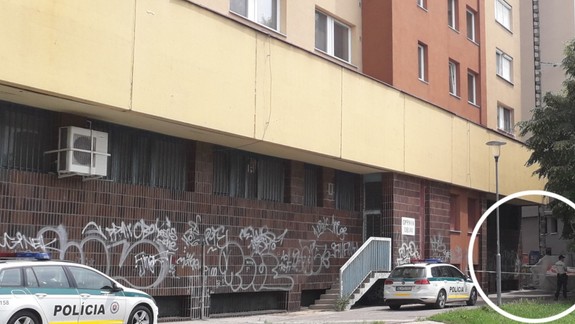 V Petržalke vypadlo z okna dieťa