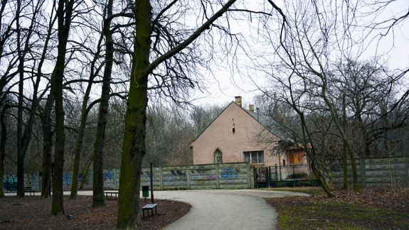 Čaj v spustnutej hájovni v Ovsišti si už zrejme nedáte