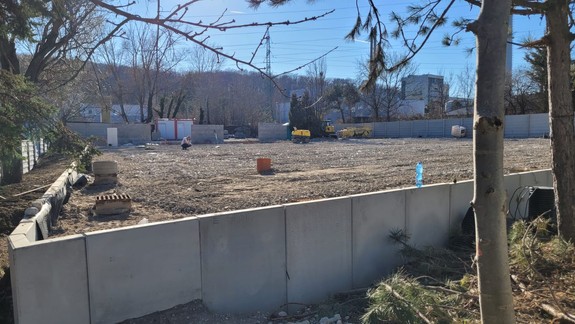 V Dúbravke budujú zberný dvor, odpadu sa zbavíte zdarma