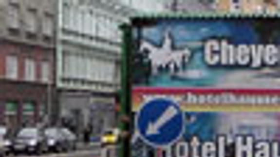 Zatarasili križovatku na Špitálskej ulici