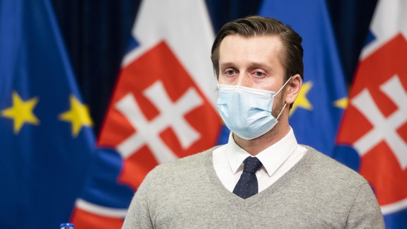 Šéf inštitútu zdravotnej politiky Smatana: Opatrenia prijaté na Slovensku pre koronavírus sa javia ako účinné