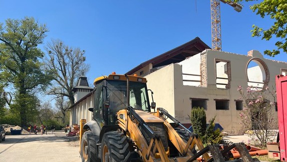 FOTO a VIDEO Ako pokračuje rekonštrukcia Divadla Aréna? Práce majú byť ukončené budúci rok