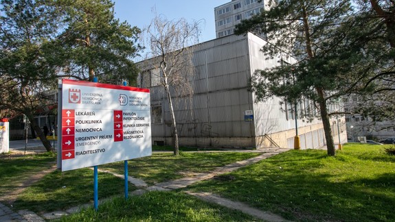 Znepokojujúce COVID štatistiky: Počet hospitalizovaných už prekročil číslo 2000