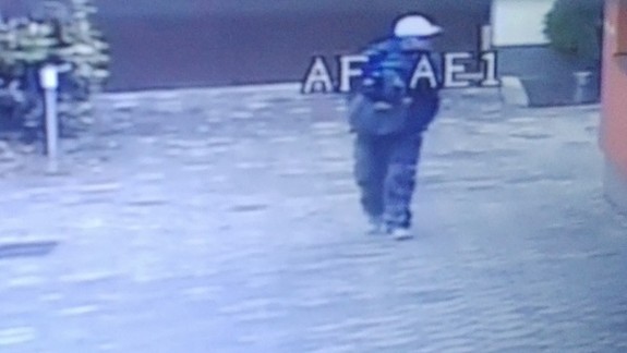 Chytili ho aj s ukradnutými vecami. Pozrite sa, na čo sa tento zlodej ulakomil