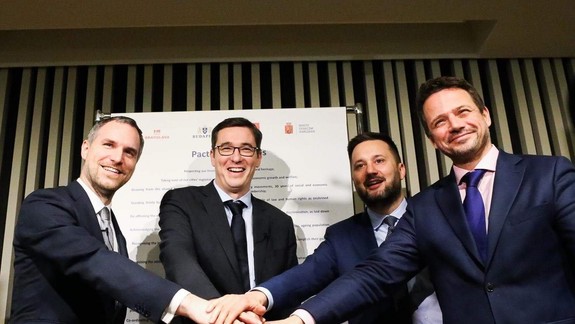 Primátori metropol V4 odkazujú: Pri pláne obnovy majú byť mestá vládam partnermi