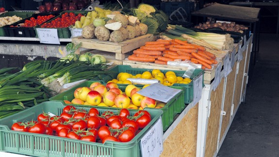 Na trhovisku na Miletičovej ulici pribudli pulty na predaj zeleniny