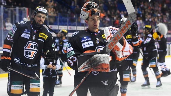 Hokej: Po dvoch prehrách v Košiciach prehral Slovan aj doma