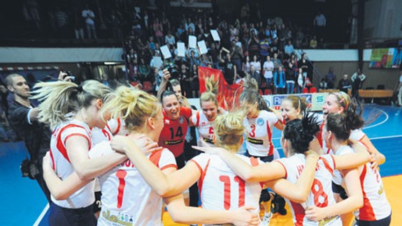 Volejbalistky Slávie UK EU získali trinásty titul