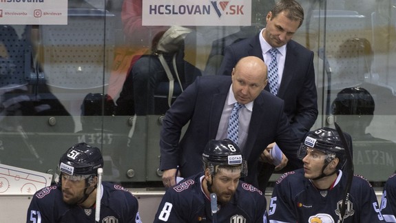 HC Slovan ukončil svoju najhoršiu sezónu v KHL. Kde videl tréner príčiny zlyhania tímu?
