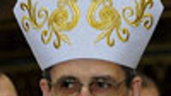 Arcibiskup bude v piatky viesť krížové cesty