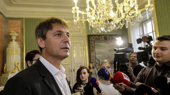 Prečo sa primátor a mestskí poslanci dostali do sporu? Dôvodom sú peniaze...