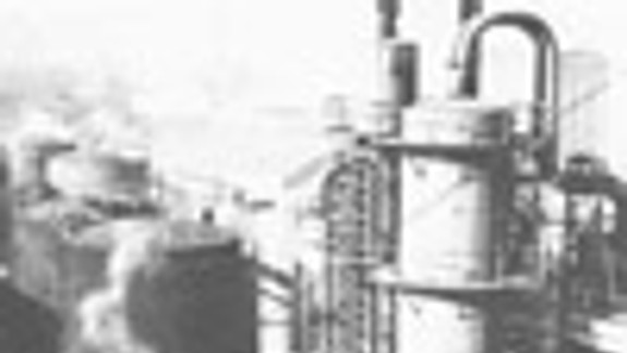 Prázdninová brigáda v rafinérii petroleja Apollo