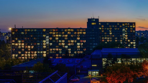 Dobrá správa pre študentov: Internátny blok B na Mlynoch sa možno konečne dočká svojej rekonštrukcie