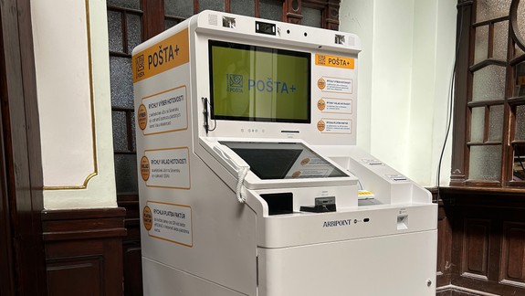 Pošta spustila pilotný projekt samoobslužných kioskov, dva nájdete aj v Bratislave