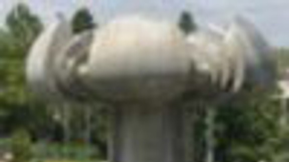 Námestie slobody stále pustne, mesto preto hľadá na jeho obnovu investora