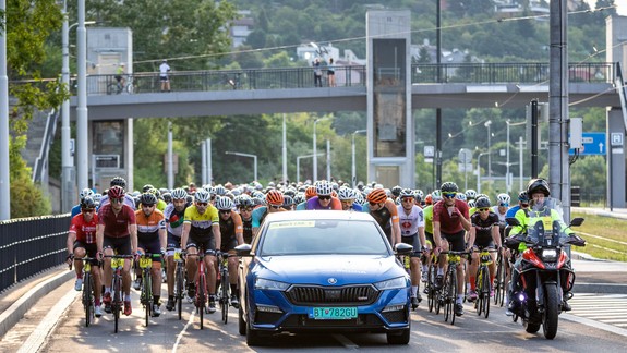 Vodiči, pozor, v nedeľu budú pre cyklistické podujatie v Bratislavskom kraji dopravné obmedzenia