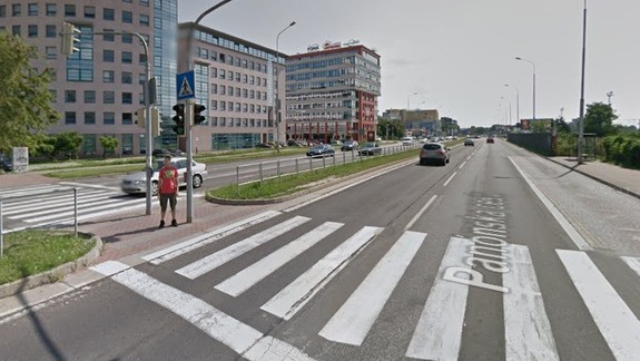 Nehoda na Panónskej: Vodič zrazil na priechode dve ženy