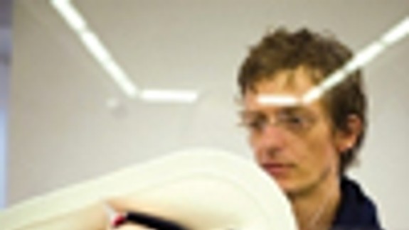 Oskar Dawicki vystavuje v galérii Faica