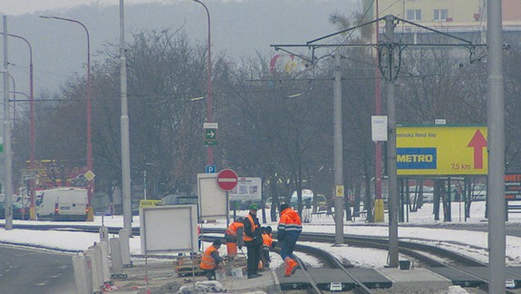 Prejazd zvýšil riziko kolízií električiek s autami