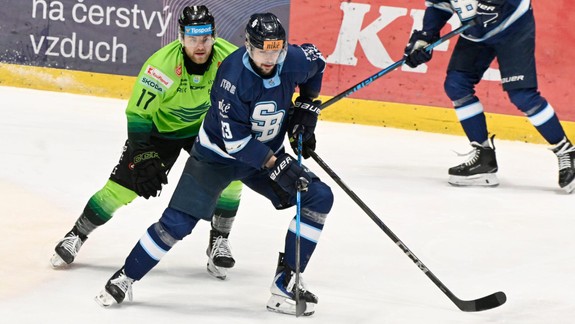 Hokej: Slovan zdolal Žilinu po nájazdoch, Surový: „Takáč je skúsený borec“