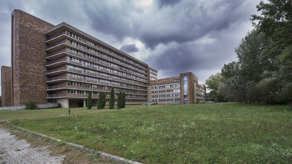 Petržalka súhlasí s prenájmom pozemkov na parkovisko pri nemocnici. Má však podmienky