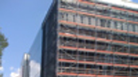 Štát uhradil júnovú faktúru za zimný štadión