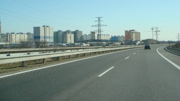 Petržalčanov trápi hluk z diaľnice a železnice. Vyhnú sa mu budúce bytové domy, ktoré sú v pláne?