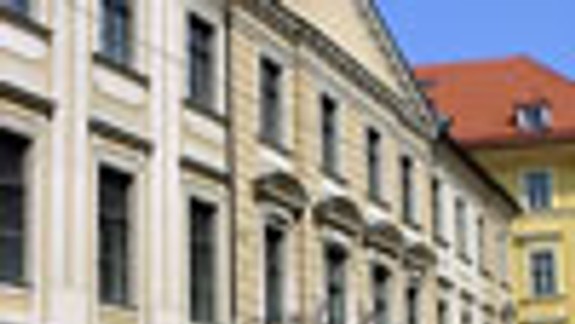 Prehliadka slovenských divadiel v Zichyho paláci