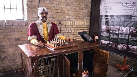 V Múzeu dopravy budete mať možnosť spoznať svetoznámeho rodáka W. Kempelena