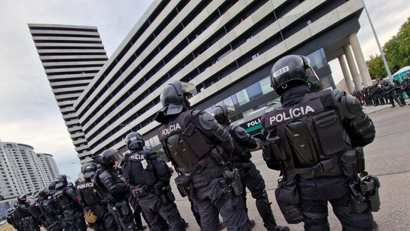 Bratislavu zaplavia futbaloví fanúšikovia: Pozor na dopravné obmedzenia