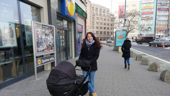 VIDEO: Bez alebo bariérové hlavné mesto? Bratislavská mamička nás previedla ulicami!