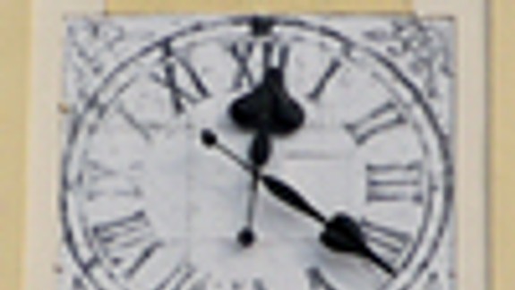 Radničná veža mala svietiaci ciferník