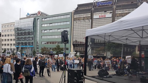 VIDEO: V Bratislave sa pochodovalo za zákaz kožušinového chovu na Slovensku