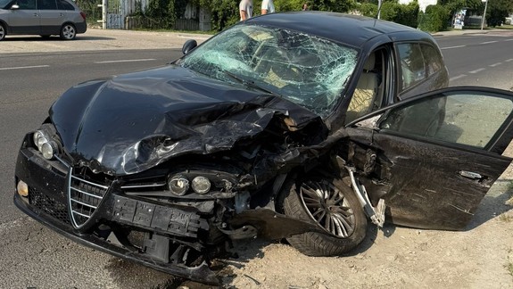 Jedna mu bola málo: Vodič spôsobil na Ivanskej ceste hneď dve nehody