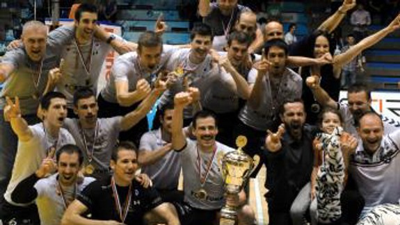 Volley Team Unicef Bratislava získal aj majstrovský titul