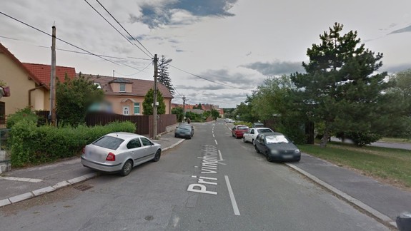 Na ulici Pri vinohradoch opravia vozovku, chodník i nájazdy