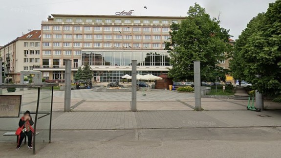 VIDEO Krádež v hoteli na Dulovom námestí: Z izby zmizli mince za 100-tisíc eur a 40-tisíc v hotovosti